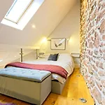 28A St Matthews Rd